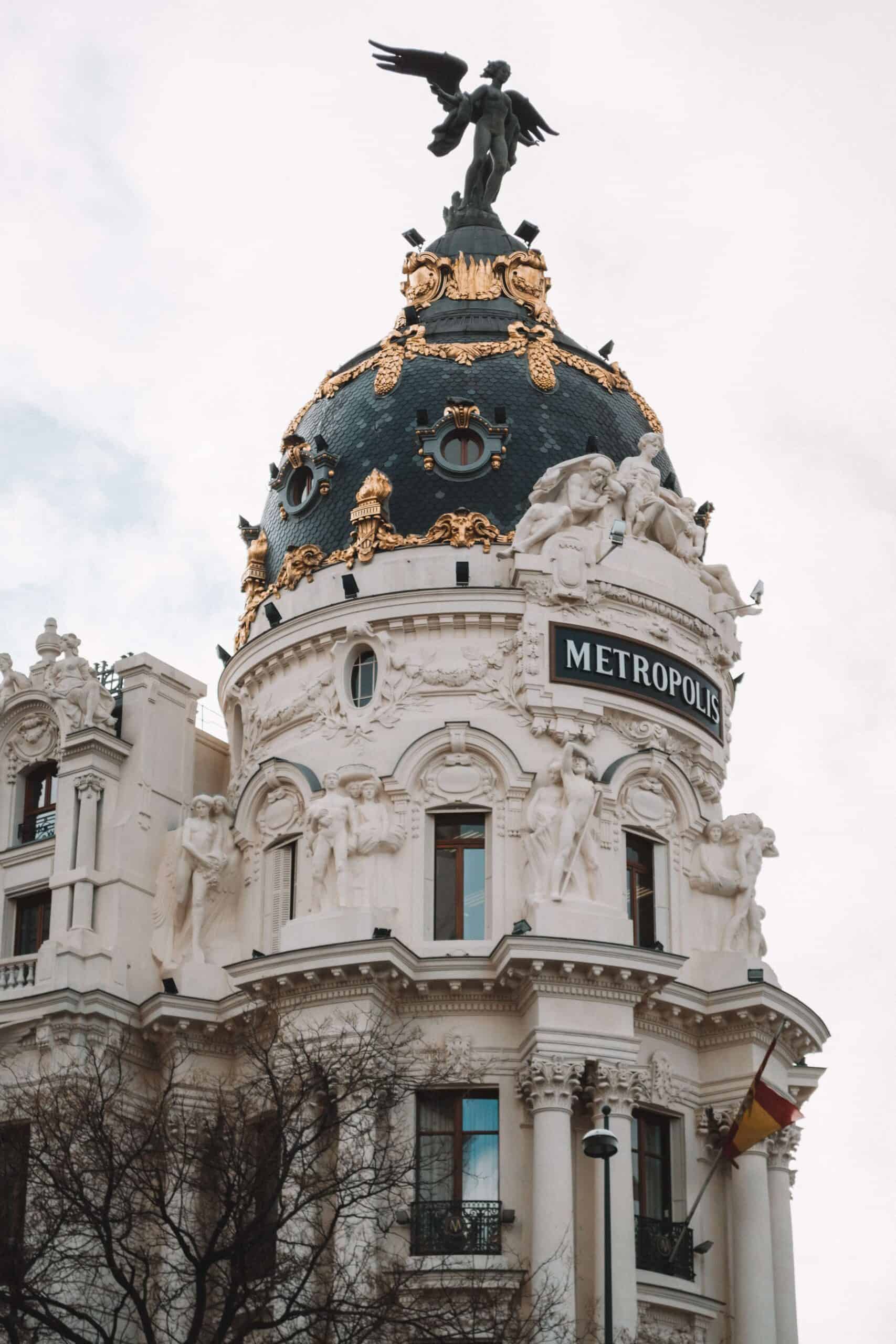 Edificio metropolis madrid